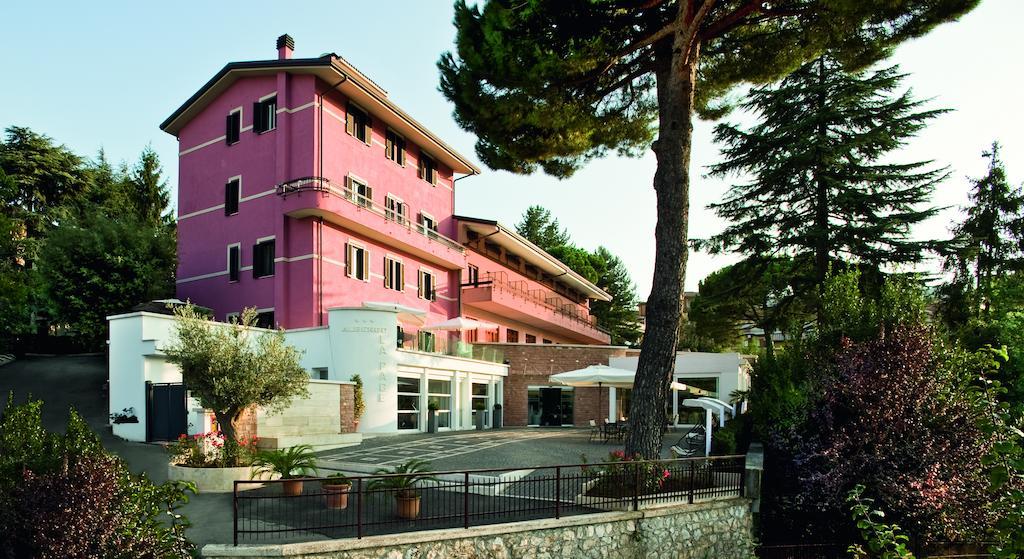 Albergo La Pace Segni Luaran gambar