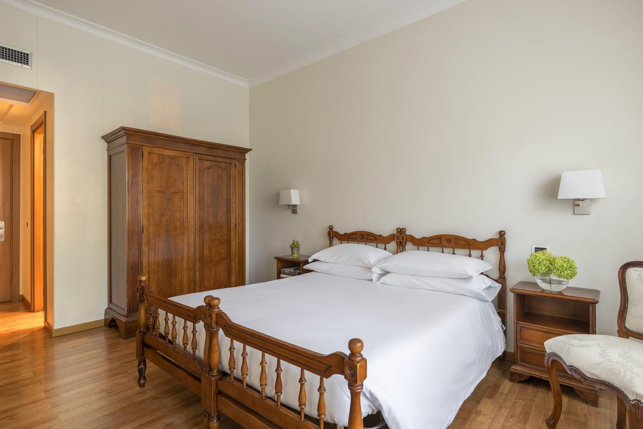 Albergo La Pace Segni Luaran gambar